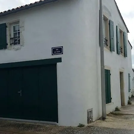 Maison De Vacances Renovee *